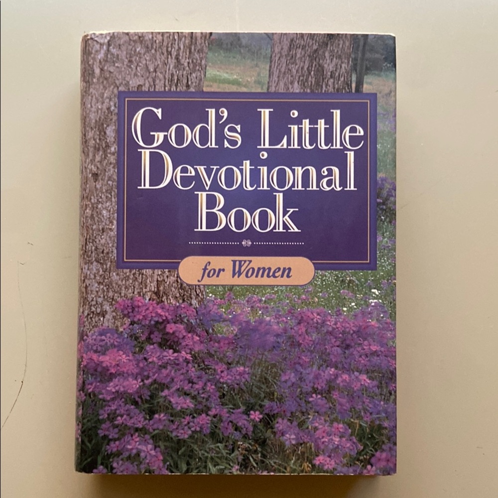 God's Little Devotional Book for Women